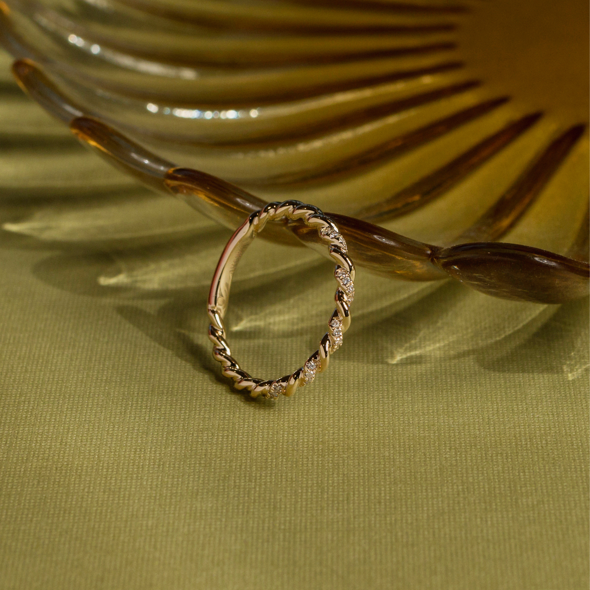 The Poppy Pave Twisted Diamond Band