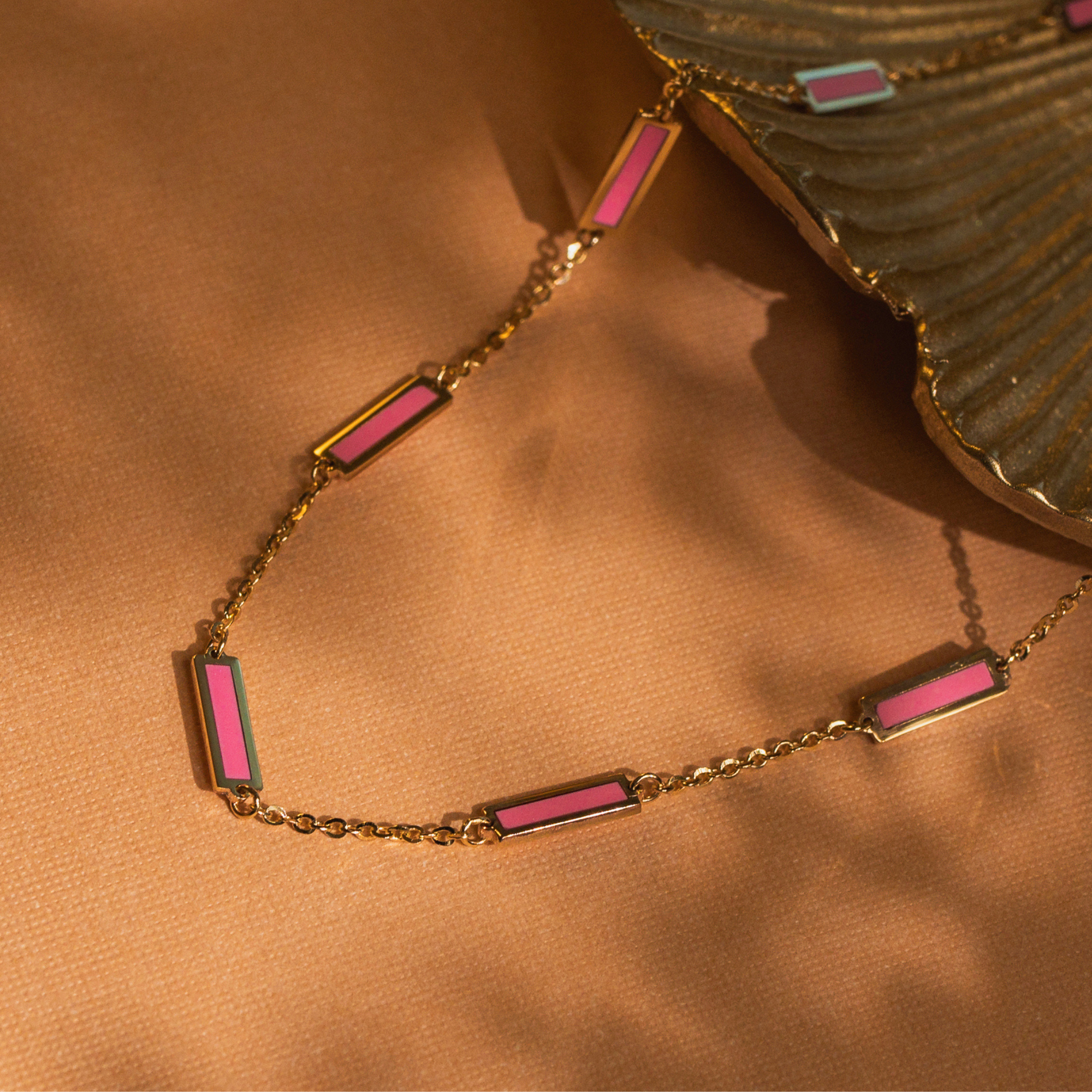 The Signature Frame Necklace