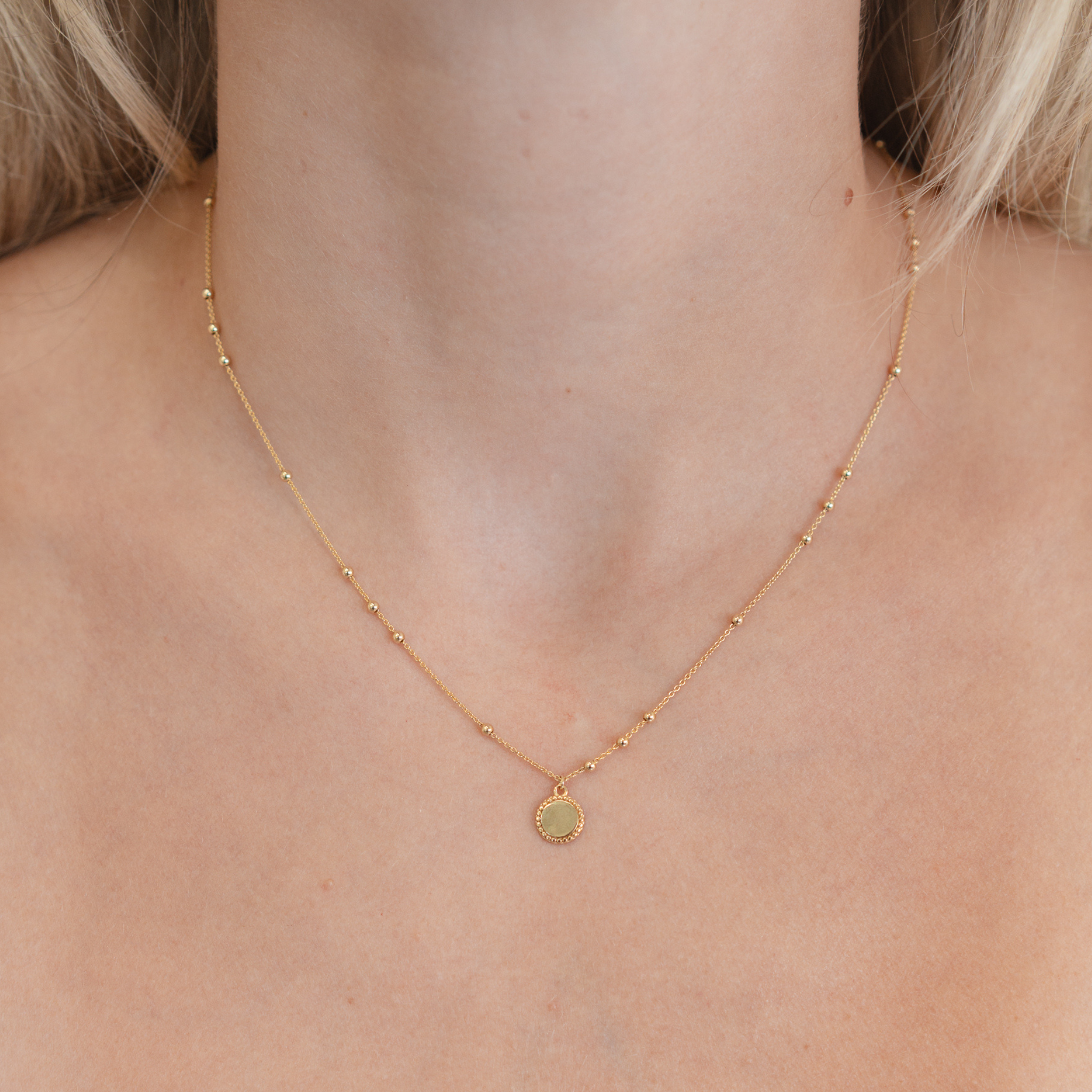 Necklace that 2025 says honey