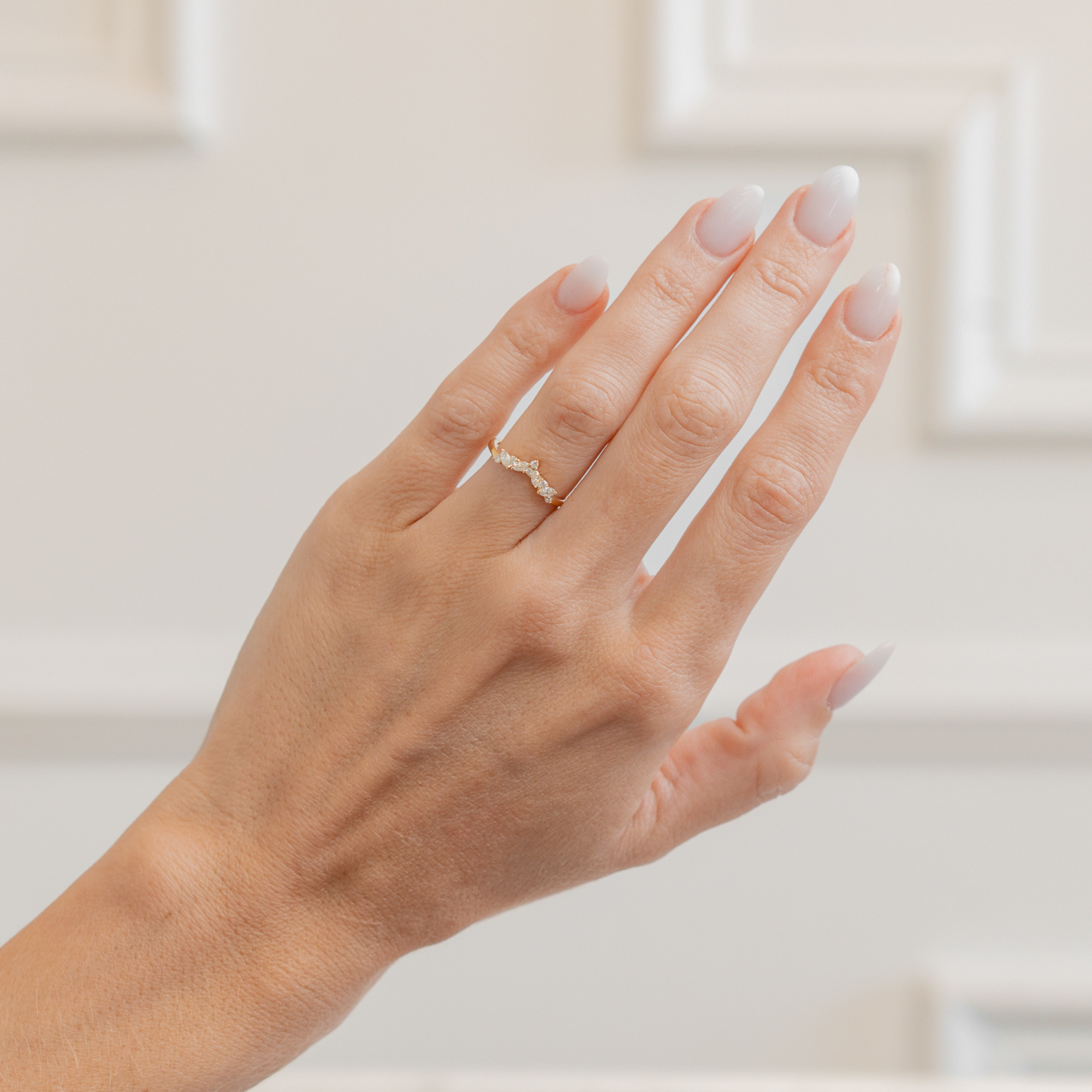 The Cena Chevron Wedding Band