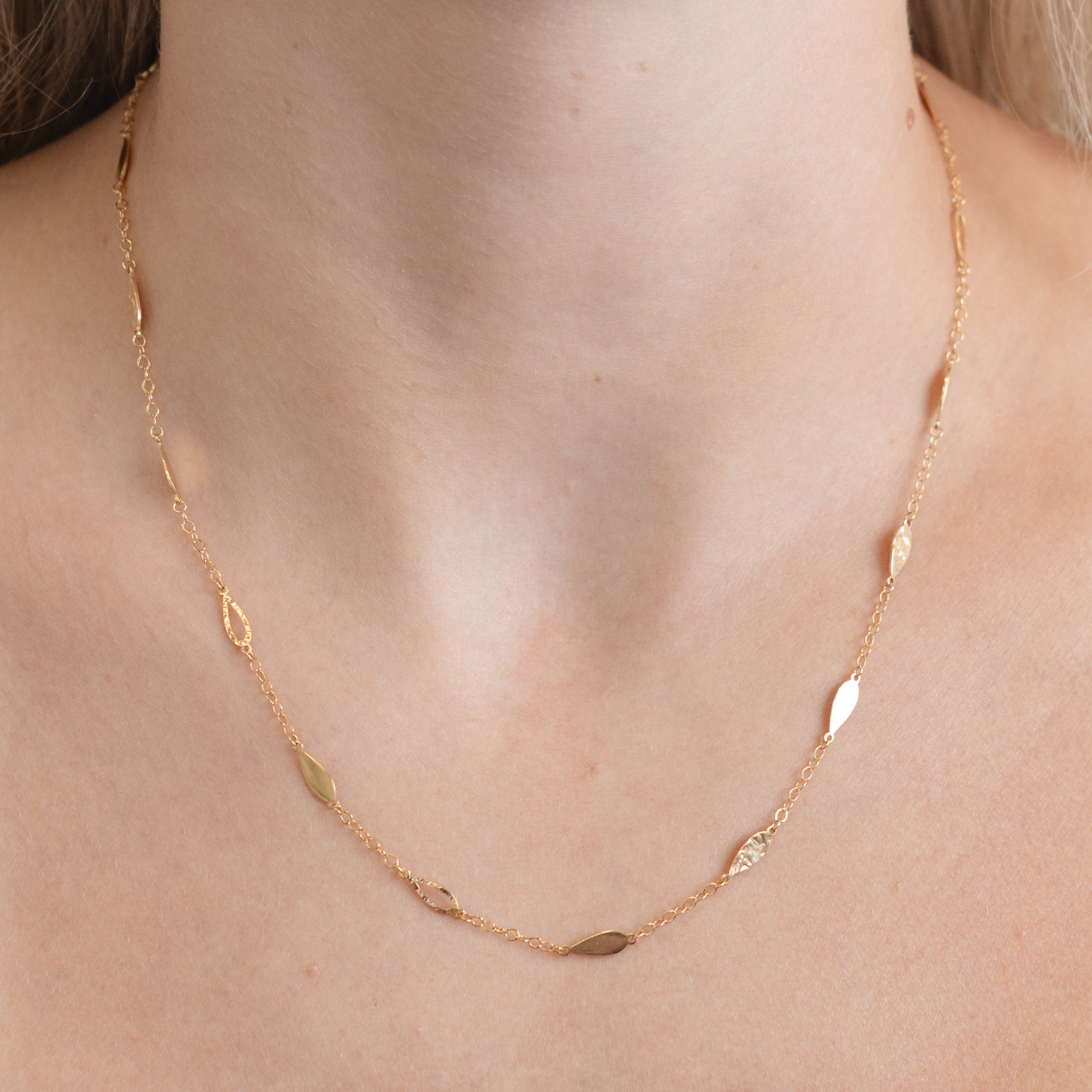 Vintage Tear Drop Station Necklace